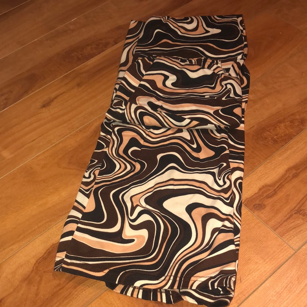 flare leggings brown and beige wiggle design beyond stretchy super comfy